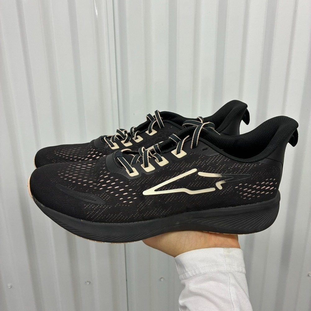Avia Comfort Performance Womens Size 11 Black Gold Running Shoes